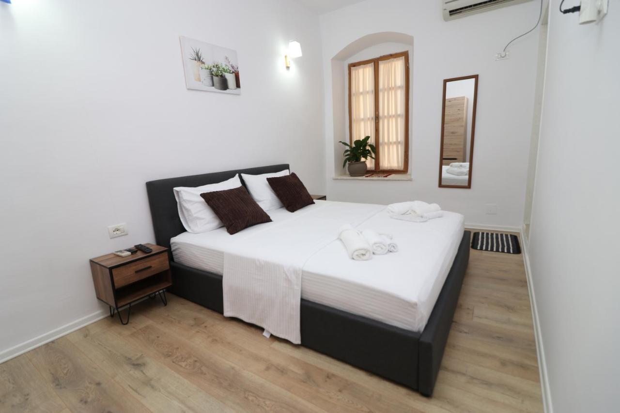 Gaia Bed & Breakfast Vlore Ngoại thất bức ảnh