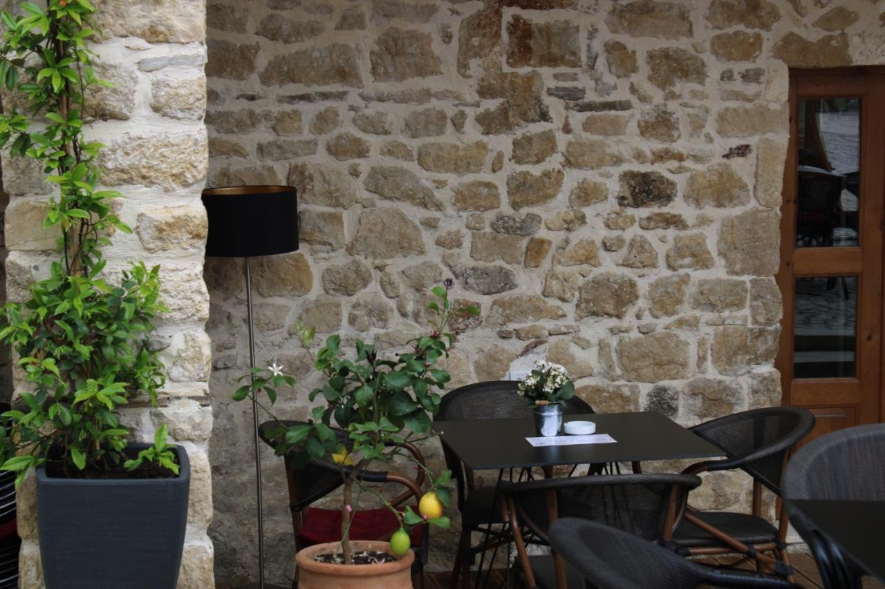 Gaia Bed & Breakfast Vlore Ngoại thất bức ảnh
